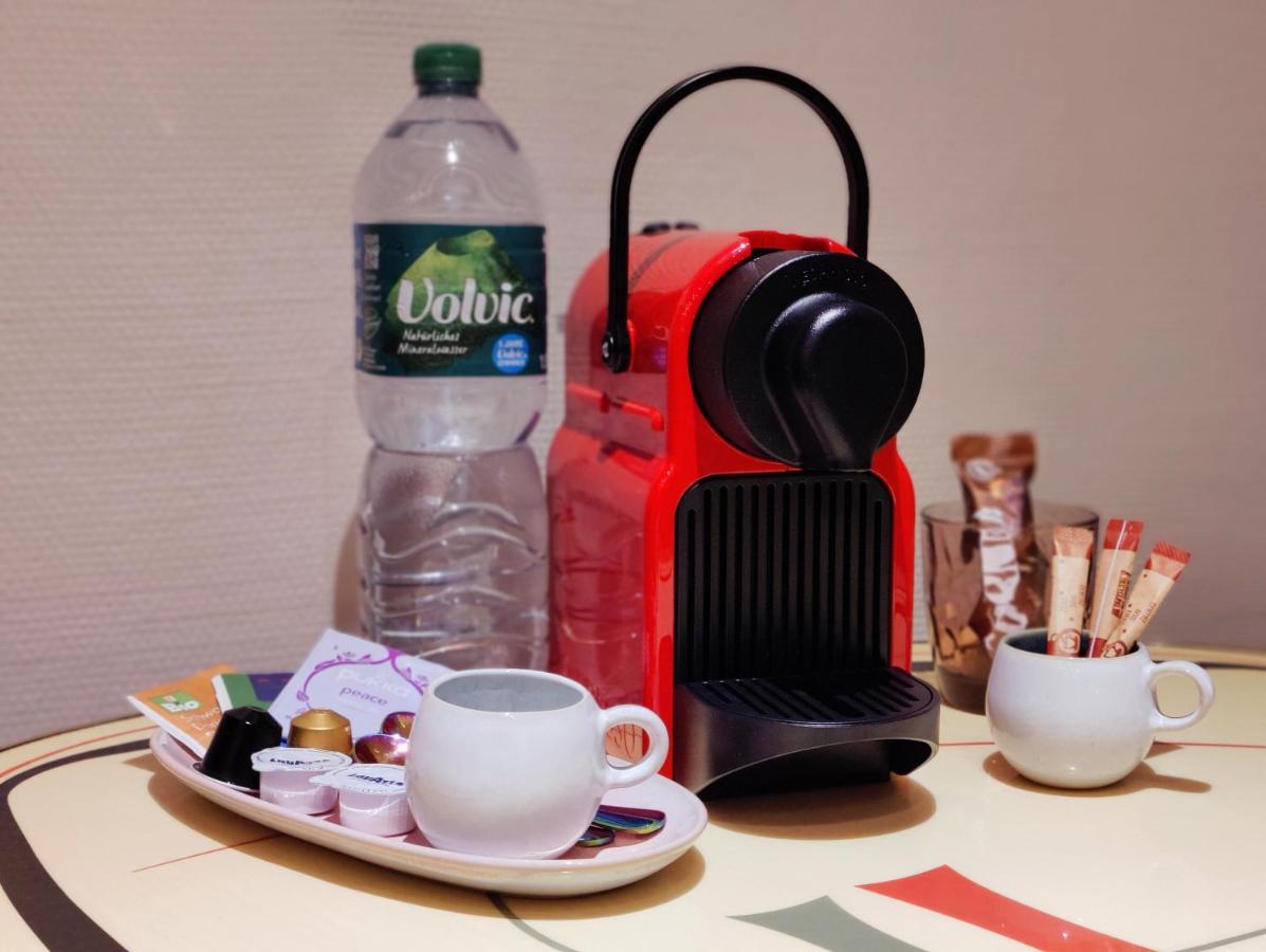 Spacious & Comfortable Guestrooms W Private Bathrooms Near Koelnmesse & Lanxess Arena, Free Parking, Highspeed Wifi 外观 照片