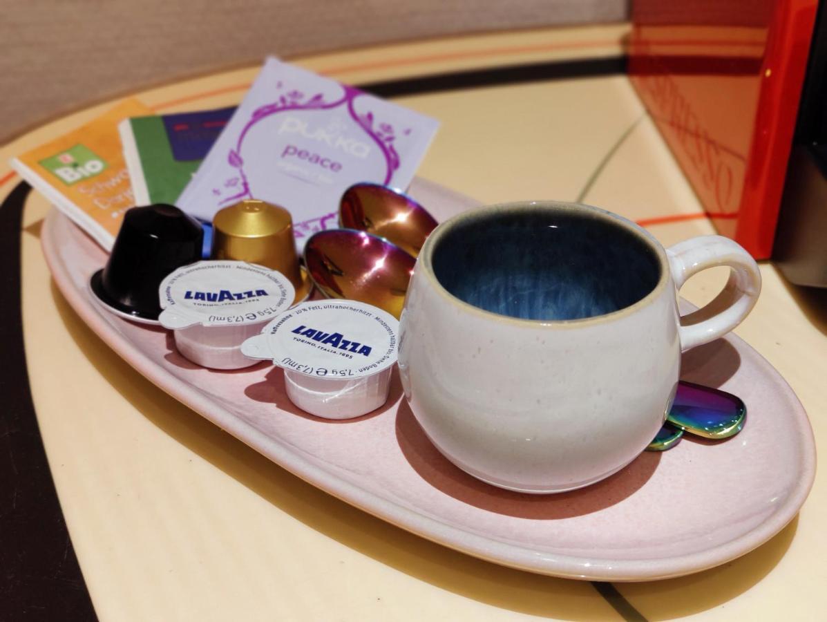 Spacious & Comfortable Guestrooms W Private Bathrooms Near Koelnmesse & Lanxess Arena, Free Parking, Highspeed Wifi 外观 照片